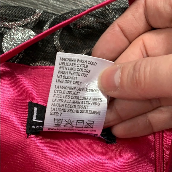 Girls age 7 cerise pink party dress - Picture 4 of 5